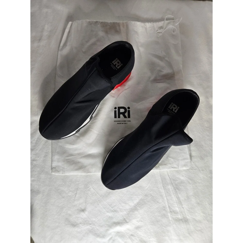 IRI NYC Avante-Garde, Sculptural Shoes Red Size 7.5US (MSRP $215)